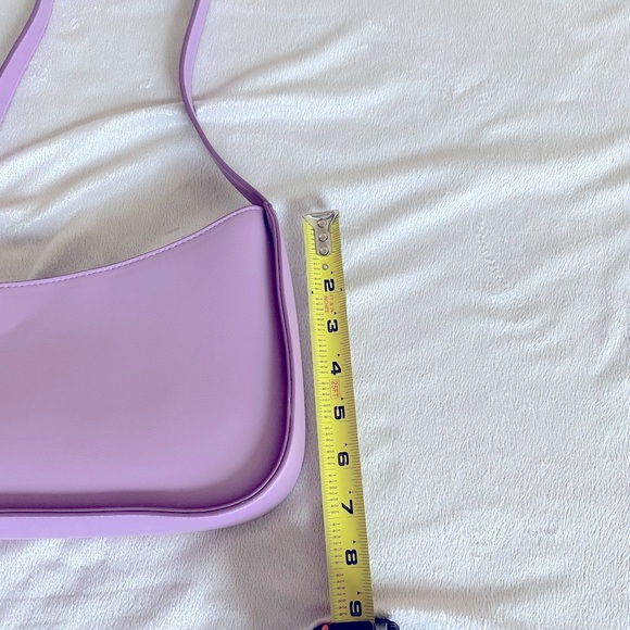 A New Day Isometrical Handbag with AdjustableStrap.  Color Purple,  Trendy, NWT - Picture 5 of 12